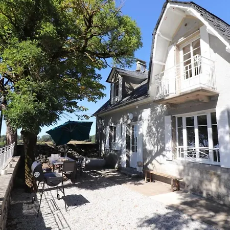 Σπίτι διακοπών Maison De Charme Au Coeur Des Volcans, Proche De Salers, Avec Jardin Et Activites De Plein Air - Fr-1-742-288 Saint-Bonnet-de-Salers